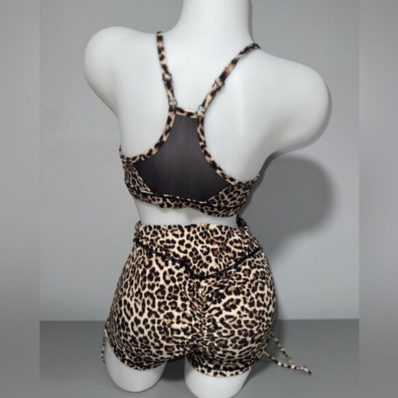 Zyia Scrunchy Bum Shorts and Bra Set - Picture 4 of 9